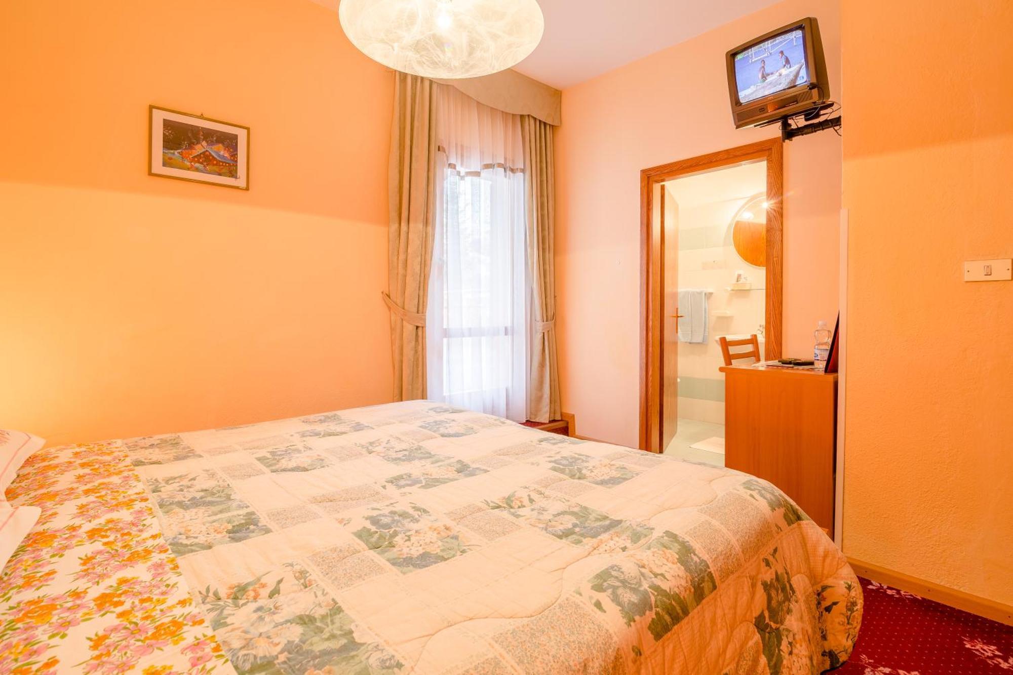 Albergo Genzianella Rocca Pietore Kültér fotó