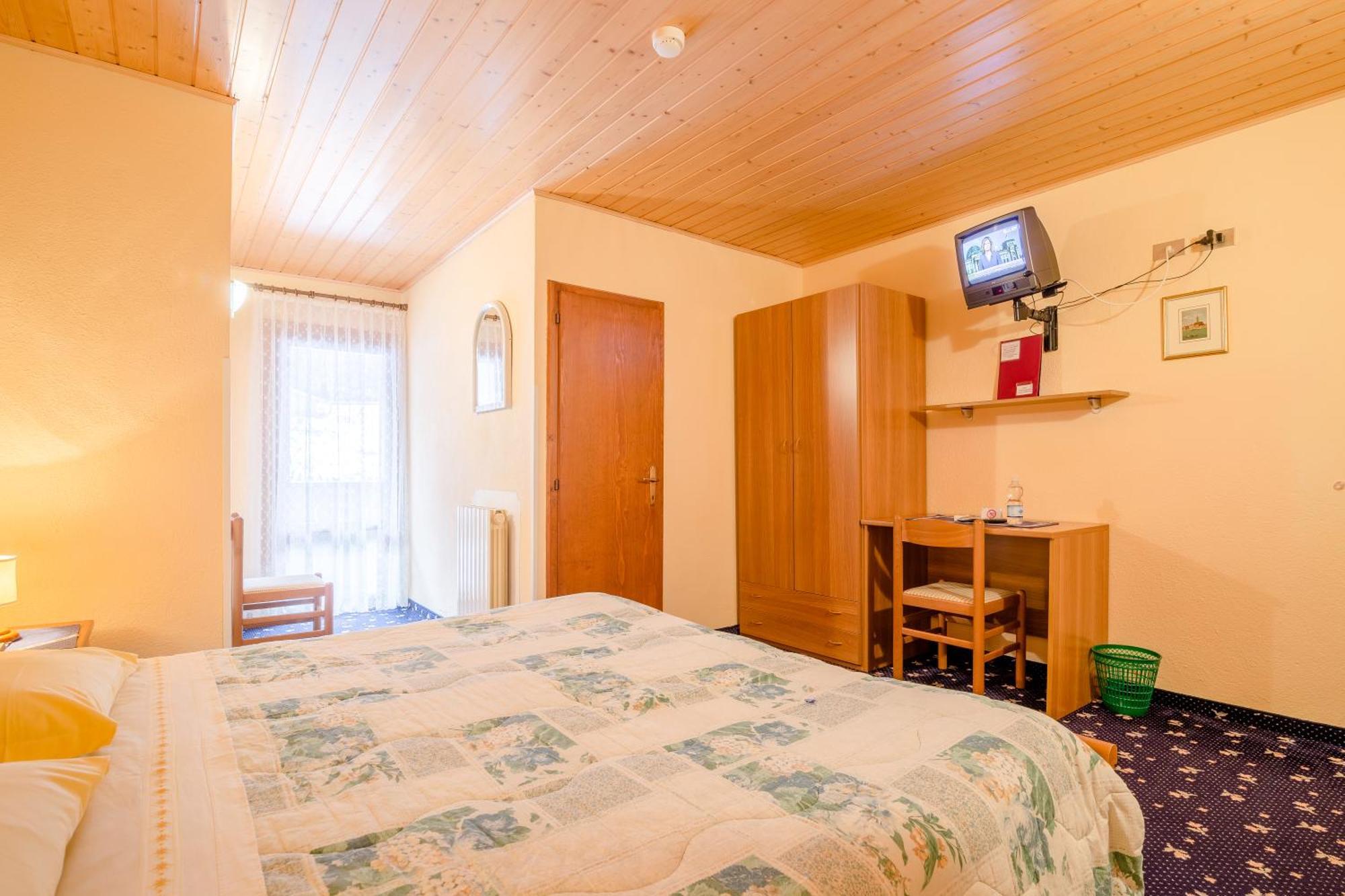 Albergo Genzianella Rocca Pietore Kültér fotó
