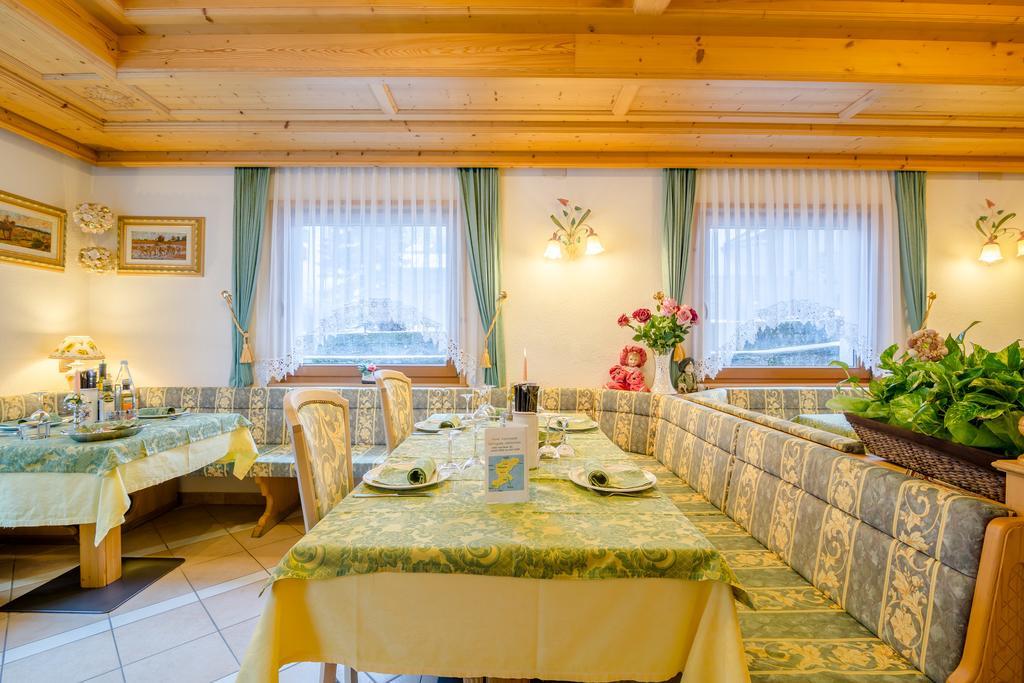Albergo Genzianella Rocca Pietore Kültér fotó